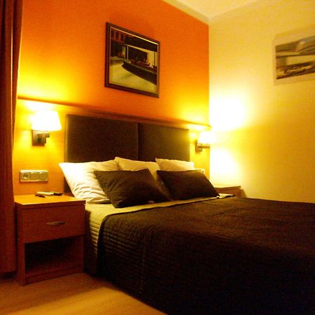 55Myhouse Hotel Mikołajki Eksteriør billede