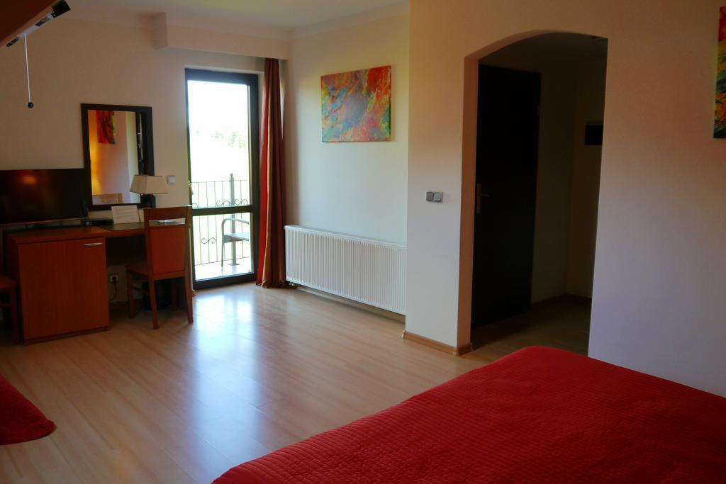 55Myhouse Hotel Mikołajki Eksteriør billede